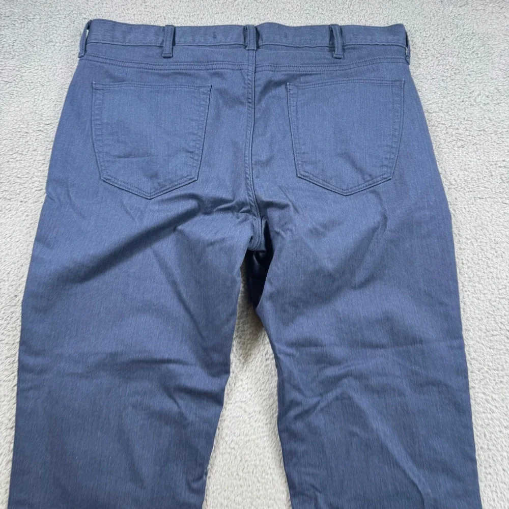 Banana Republic Men's Travel Jeans Athletic Fit Blue‎ Size 38x30 Stretch Pants